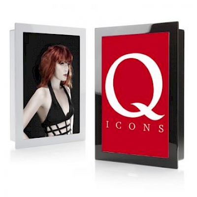 监听音频赞助商的Q-Icons'展览